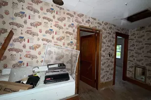 7 Eastern Ave, East Millinocket, ME 04430 - Photo 39
