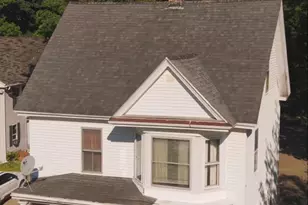 36 Cottage St, Bangor, ME 04401 - Photo 3
