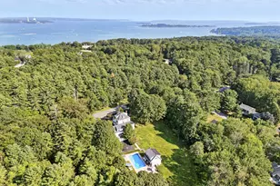 186 Foreside Rd, Cumberland, ME 04110 - Photo 1
