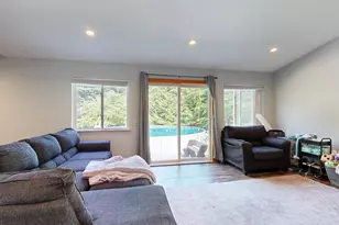 1152 Manchester Rd, Belgrade, ME 04917 - Photo 19