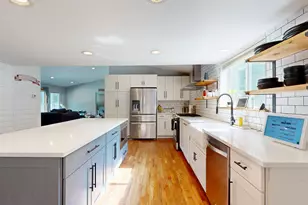 1152 Manchester Rd, Belgrade, ME 04917 - Photo 5