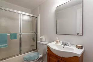 166 Washington St, Camden, ME 04843 - Photo 25
