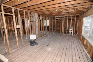 19 Coffin Street St, Howland, ME 04448 - Photo 17