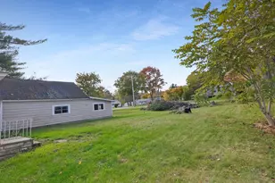 19 Coffin Street St, Howland, ME 04448 - Photo 7