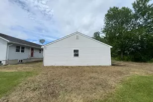 324 Stinson St, Pittsfield, ME 04967 - Photo 19