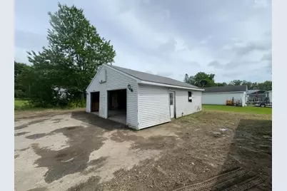 324 Stinson Street, Pittsfield, ME 04967 - Photo 17