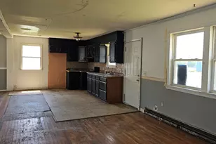 324 Stinson St, Pittsfield, ME 04967 - Photo 25