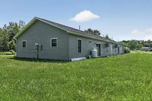 155 Estelle St, Pittsfield, ME 04967 - Photo 5