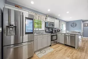 147 Spiller Hill Rd, Raymond, ME 04071 - Photo 11