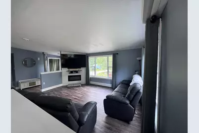 1058 Pleasant Street, Blue Hill, ME 04614 - Photo 9