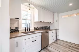 51 Colonial Village, Falmouth, ME 04105 - Photo 15
