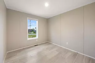 17 Spring St, Newport, ME 04953 - Photo 27