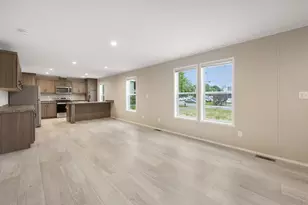 17 Spring St, Newport, ME 04953 - Photo 19