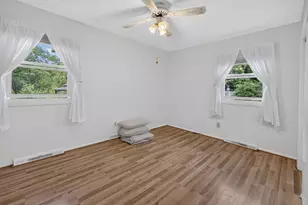 136 Grove St, Lewiston, ME 04240 - Photo 23