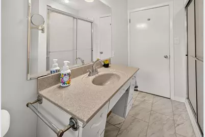136 Grove Street, Lewiston, ME 04240 - Photo 19