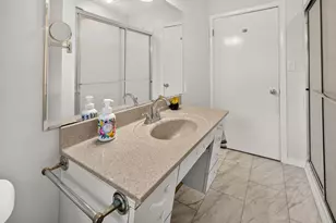 136 Grove St, Lewiston, ME 04240 - Photo 19