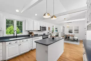 7 Knight St, Falmouth, ME 04105 - Photo 11