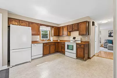 38 Greenfield Lane, Biddeford, ME 04005 - Photo 11