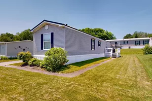 9 Anita St, Sabattus, ME 04280 - Photo 37