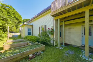 84 Grace St, Rockland, ME 04841 - Photo 5