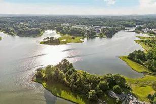 22 Trafton Ln, Kittery, ME 03904 - Photo 1