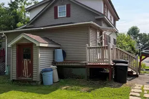 27 Delmont St, Presque Isle, ME 04769 - Photo 3