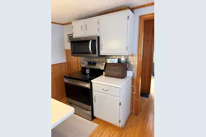 27 Delmont Street, Presque Isle, ME 04769 - Photo 9