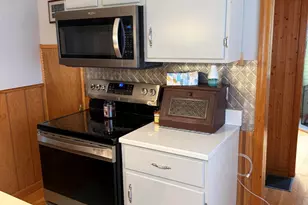 27 Delmont St, Presque Isle, ME 04769 - Photo 9
