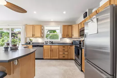 87 Sawyer Street, South Portland, ME 04106 - Photo 9