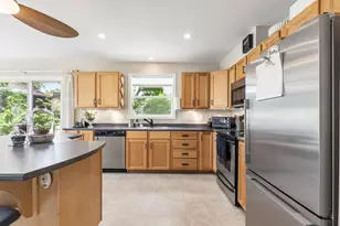 87 Sawyer St, South Portland, ME 04106 - Photo 9