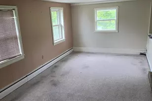 28 Roberts St, Caribou, ME 04736 - Photo 9