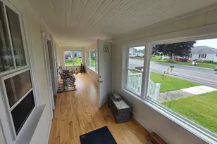 98 E Main St, Searsport, ME 04974 - Photo 21