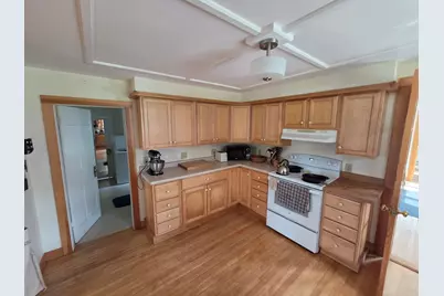 98 E Main Street, Searsport, ME 04974 - Photo 11