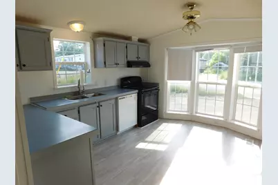 58 Fleming Street, Lincoln, ME 04457 - Photo 11