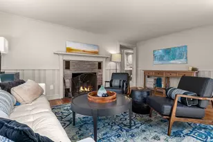 27 Government St, Kittery, ME 03904 - Photo 9
