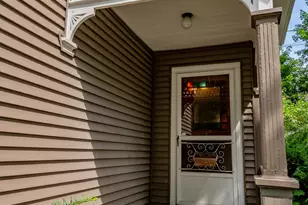 18 Prospect St, Skowhegan, ME 04976 - Photo 3