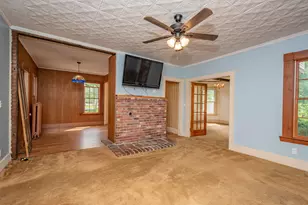 18 Prospect St, Skowhegan, ME 04976 - Photo 17