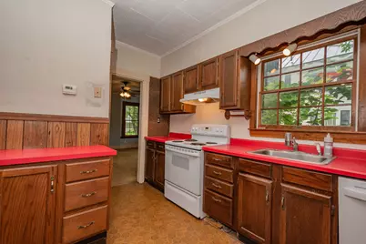 18 Prospect Street, Skowhegan, ME 04976 - Photo 11