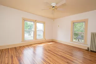 18 Prospect St, Skowhegan, ME 04976 - Photo 33