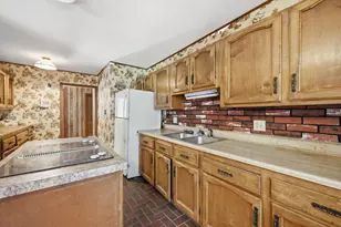 392 Foss Rd, Limerick, ME 04048 - Photo 11