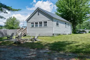 333 Smithfield Rd, Belgrade, ME 04917 - Photo 3