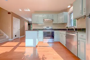401 Brighton Ave, Portland, ME 04102 - Photo 11