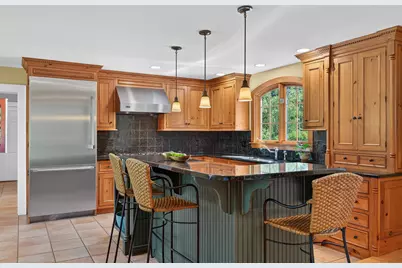 17 Thornhurst Road, Falmouth, ME 04105 - Photo 11