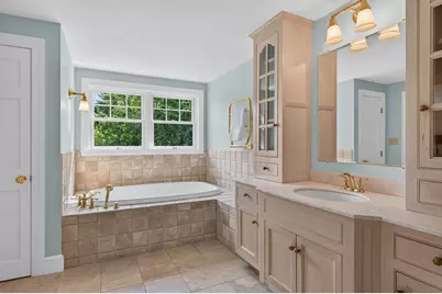 17 Thornhurst Road, Falmouth, ME 04105 - Photo 25