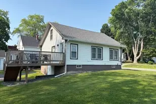 274 Parkview Ave, Bangor, ME 04401 - Photo 3