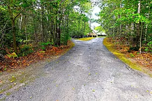 372 Forest Ave, Orono, ME 04473 - Photo 1