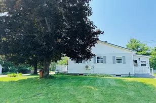 18 Western Ave, East Millinocket, ME 04430 - Photo 3
