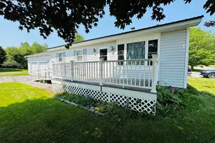 18 Western Ave, East Millinocket, ME 04430 - Photo 3