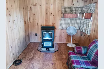 18 Western Avenue, East Millinocket, ME 04430 - Photo 13