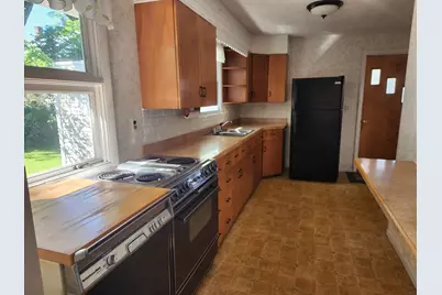 21 Baldwin Street, Livermore Falls, ME 04254 - Photo 3